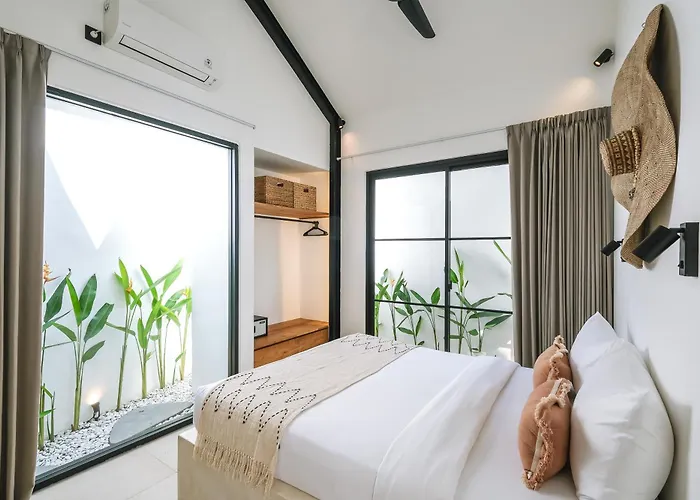 Coco Nuts Pererenan Villa Canggu (Bali)
